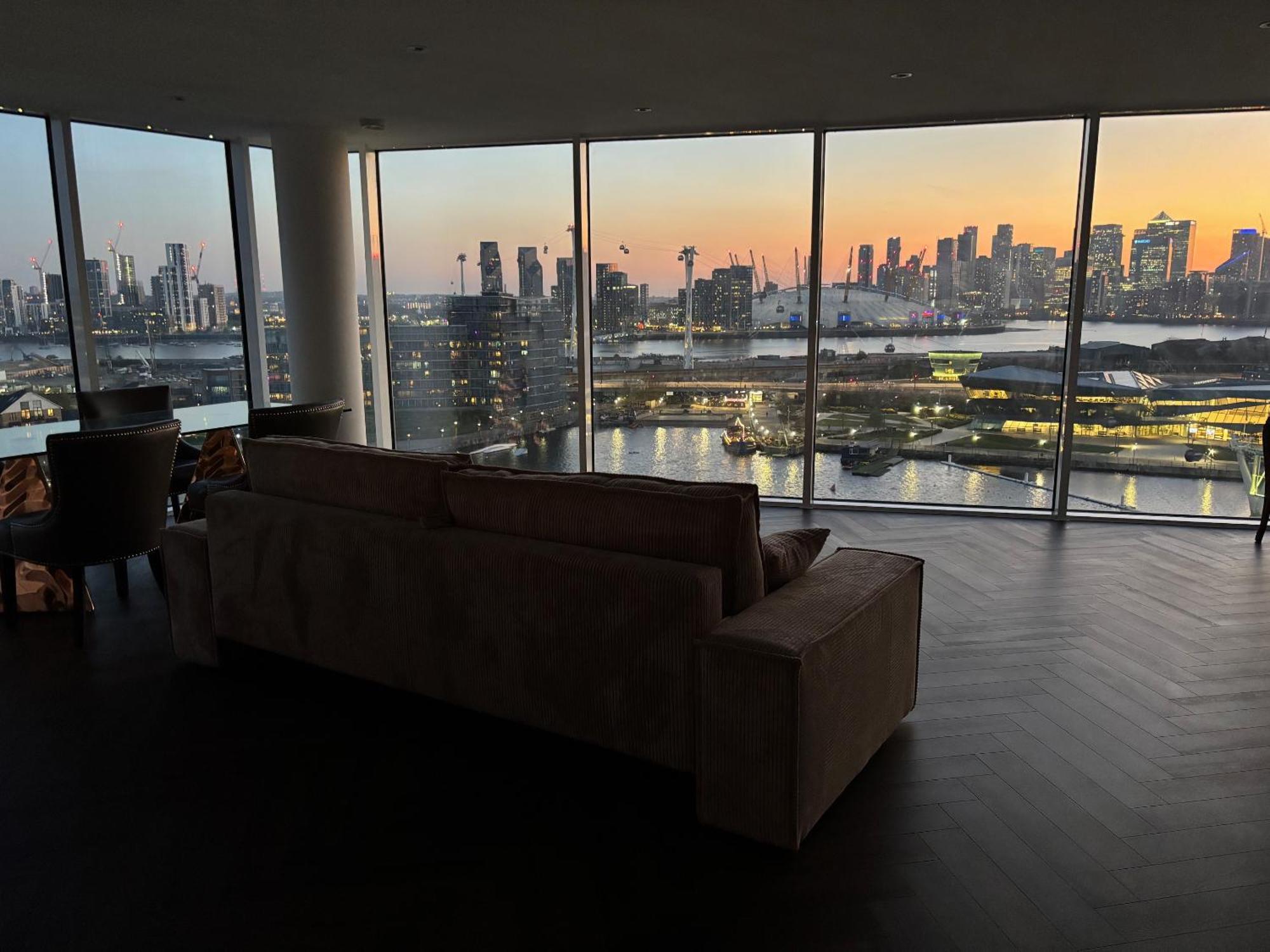 Excel Luxury With Amazing View * Londra